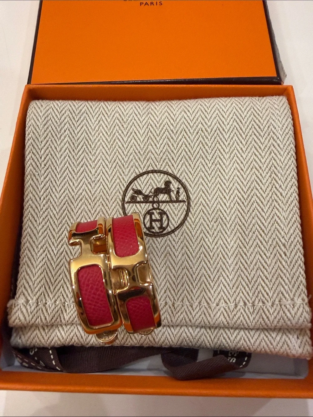 Hermes distinctive shaped